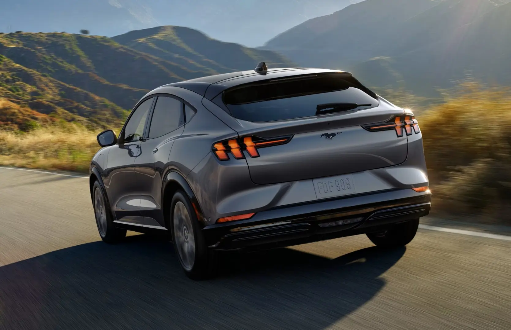 Ford Mustang Mach-E Mustang Mach-E Standart Range RWD 198KW 1