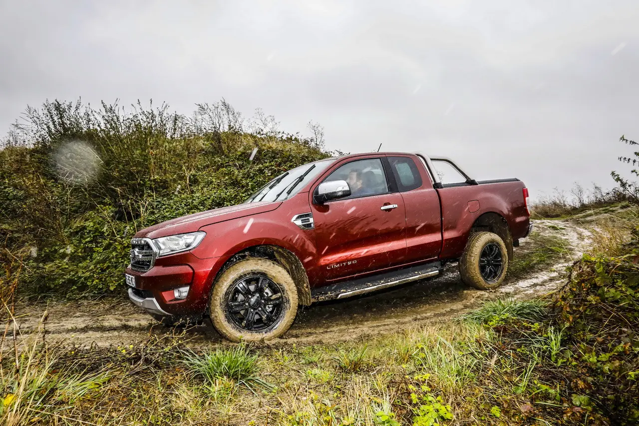 Ford Ranger Ranger 2.0 EcoBlue 4x2 XLT 6