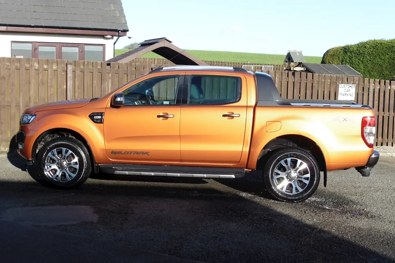 Ford Ranger Ranger 3.2 TDCI 4x4 Wild Trak 5