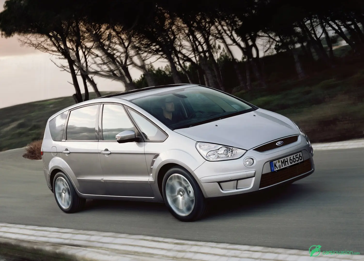Ford S-Max S-Max 2.0i Titanium 0