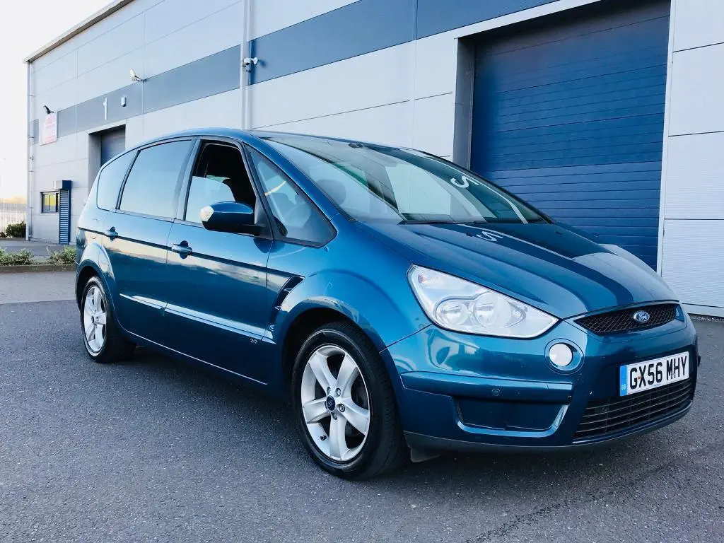 Ford S-Max S-Max 2.0i Titanium 1