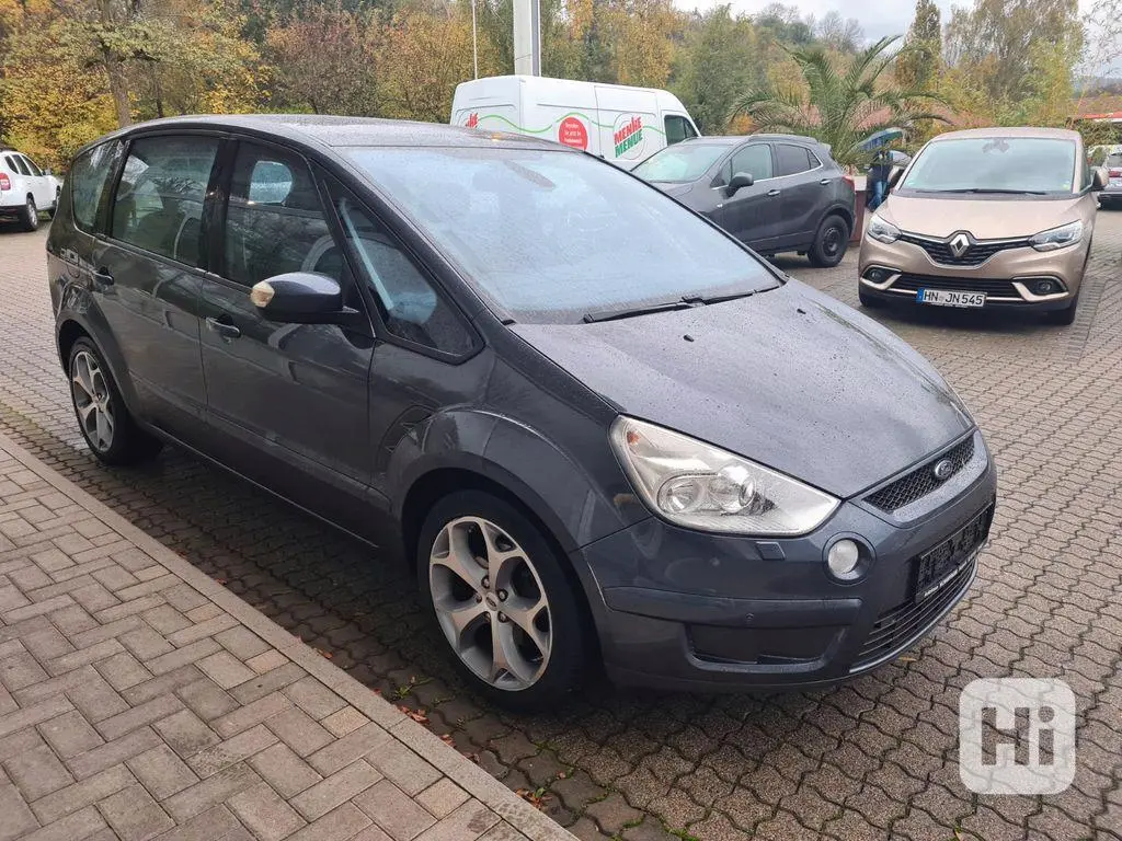 Ford S-Max S-Max 2.0i Titanium 6