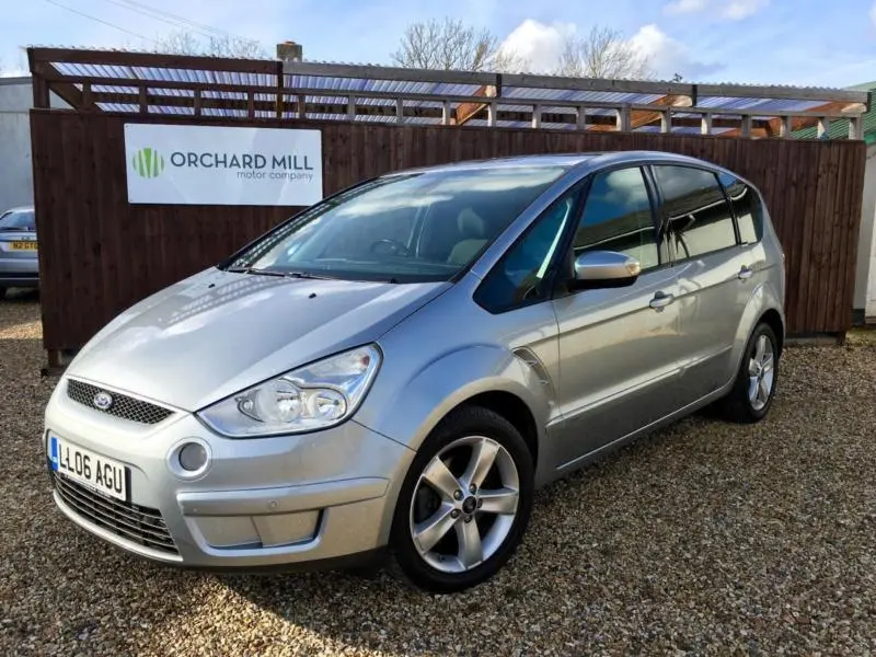 Ford S-Max S-Max 2.0i Titanium 7