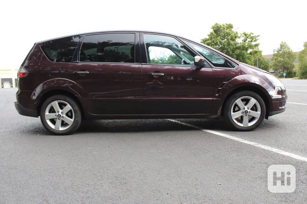 Ford S-Max S-Max 2.0i Titanium 7