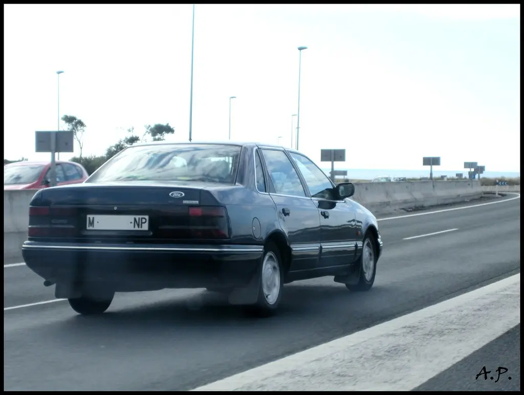 Ford Scorpio Scorpio 2.0 Ghia 7