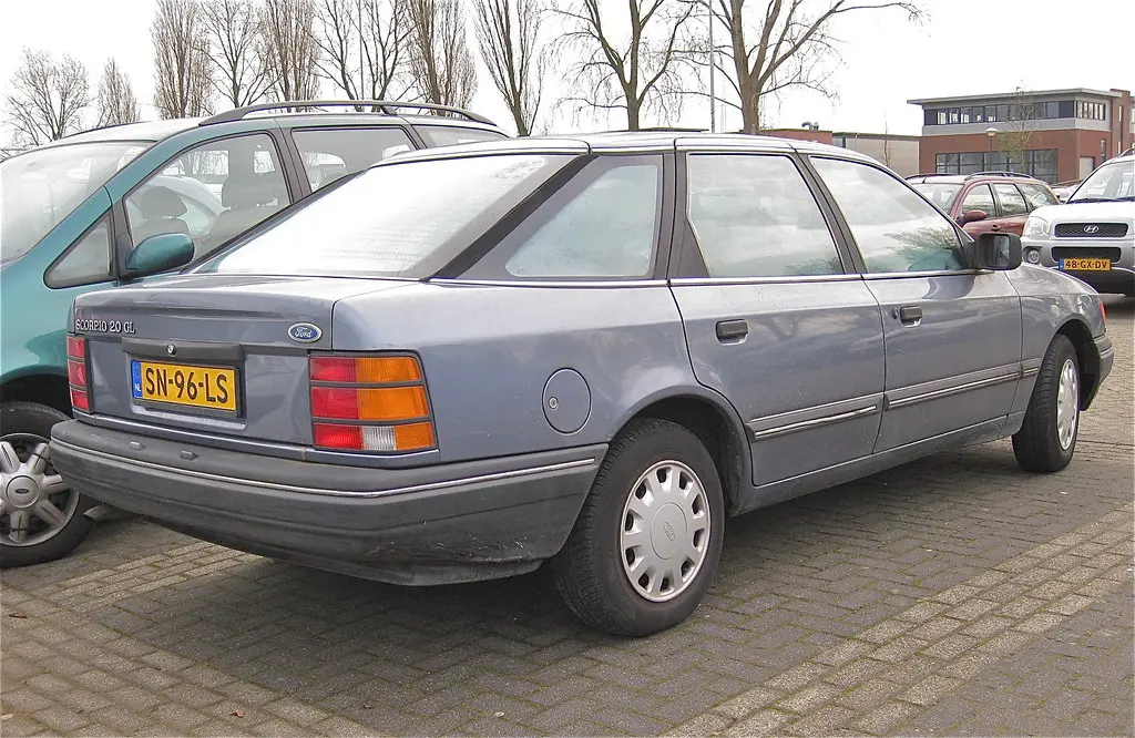 Ford Scorpio Scorpio 2.0 GL 5