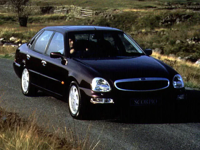 Ford Scorpio Scorpio 2.3 16V Ghia 4