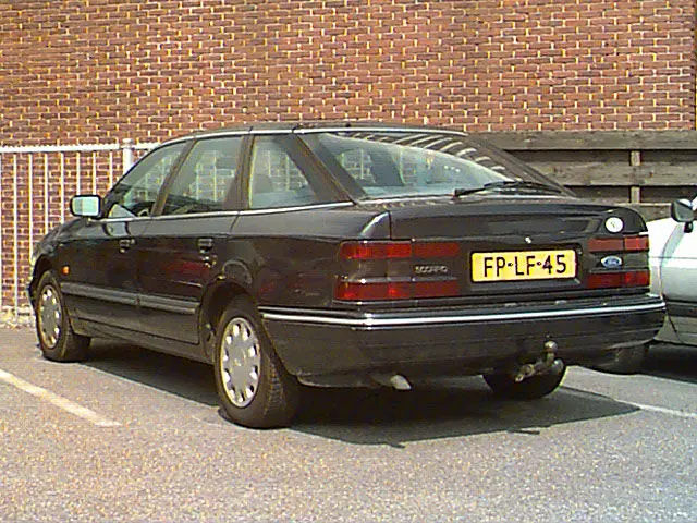 Ford Scorpio Scorpio 2.9 V6 24V Ghia 5