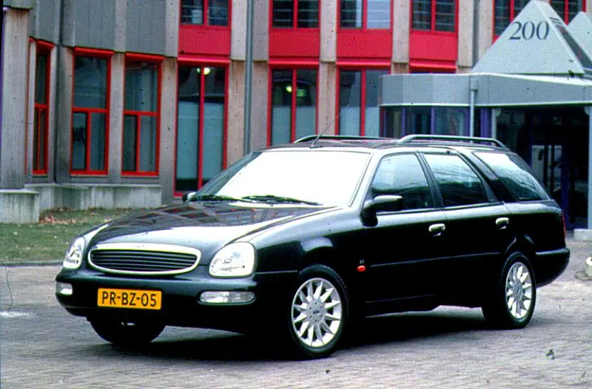 Ford Scorpio Scorpio Turnier 2.0 16V Luxury 4