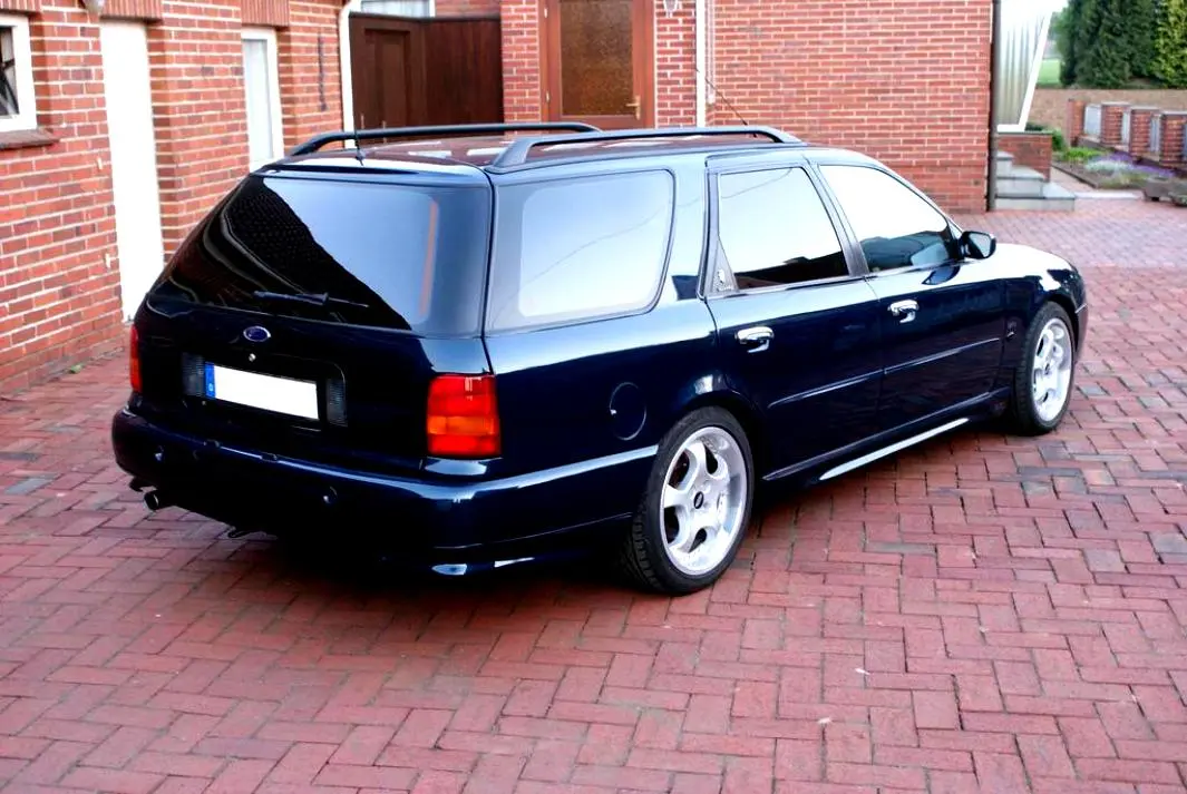 Ford Scorpio Scorpio Turnier 2.0 16V Luxury 5
