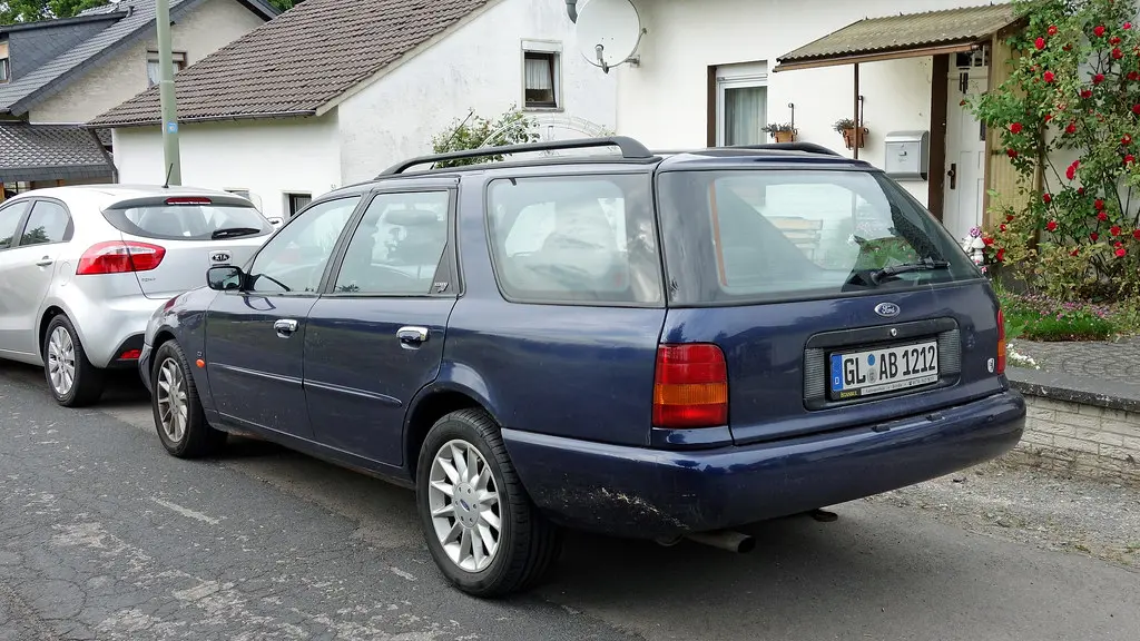 Ford Scorpio Scorpio Turnier 2.3 16V CLX 5