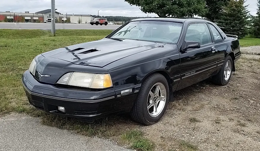 Ford Thunderbird Thunderbird 3.8 Sport 3
