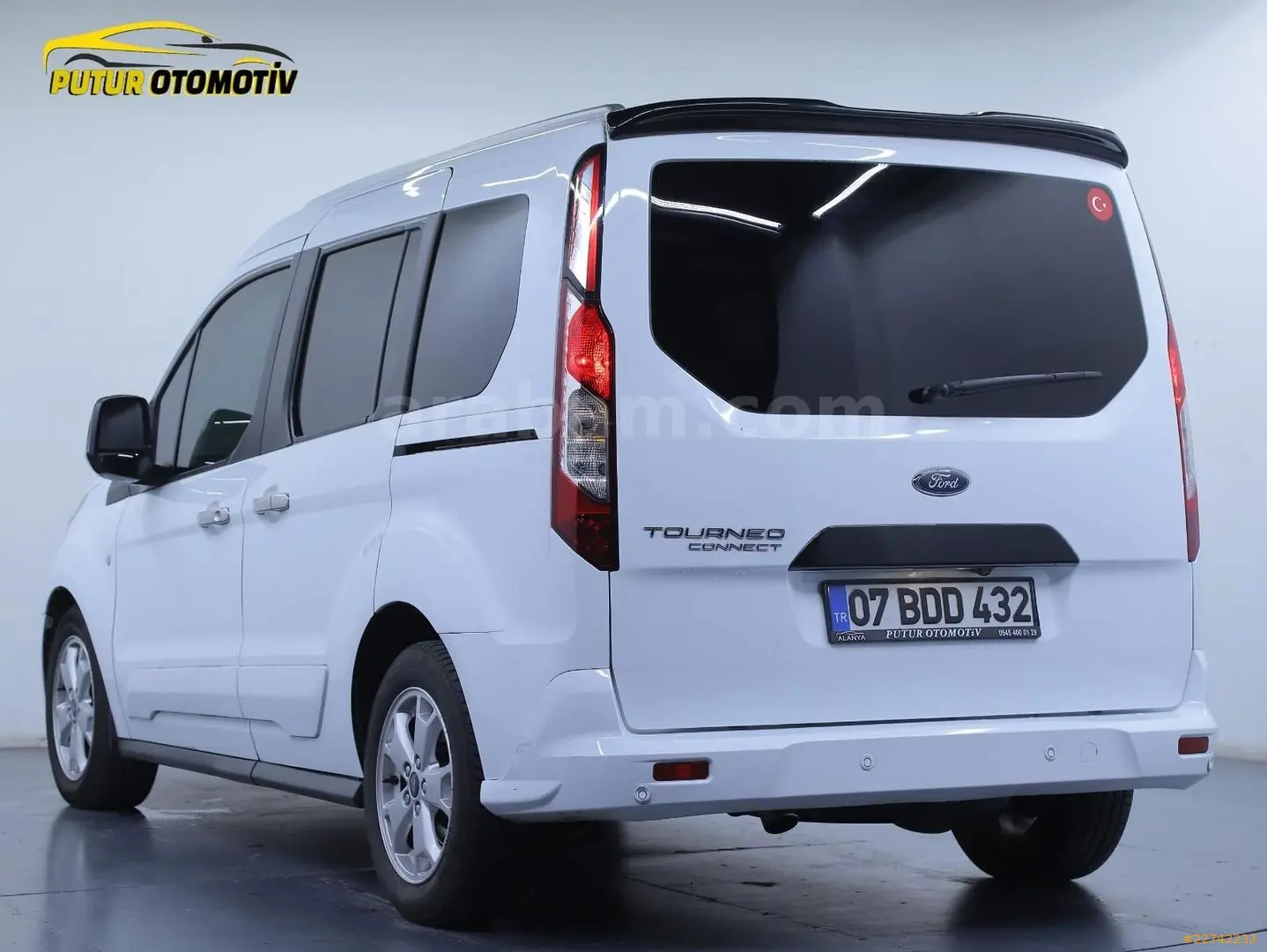 Ford Tourneo Connect Tourneo Connect 1.5 TDCI SWB Deluxe 2