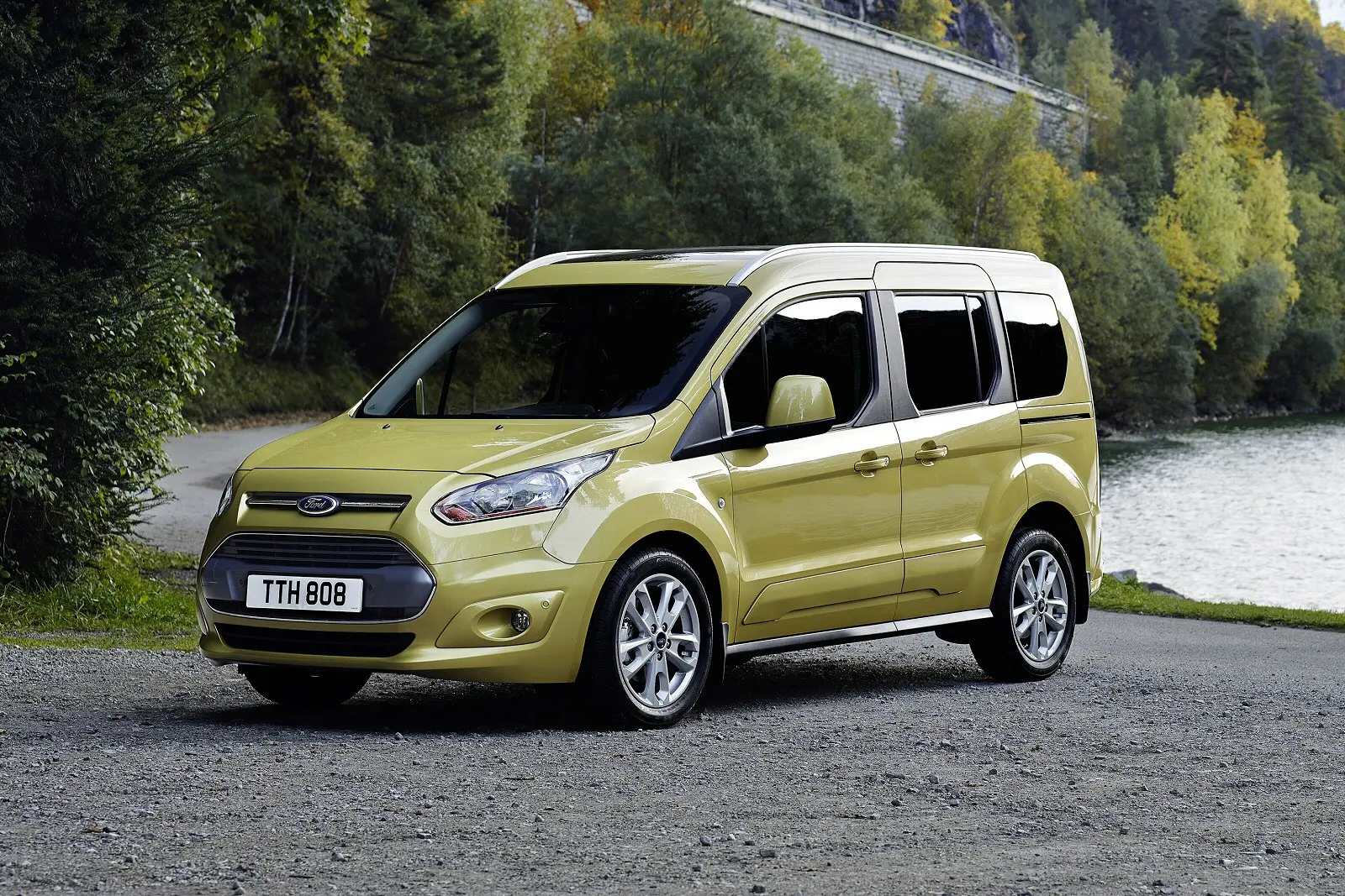 Ford Tourneo Connect Tourneo Connect 1.5 TDCI SWB Titanium Powershift 5