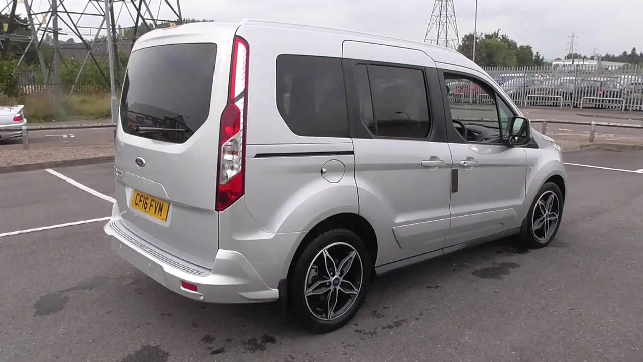 Ford Tourneo Connect Tourneo Connect 1.5 TDCI SWB Titanium 6