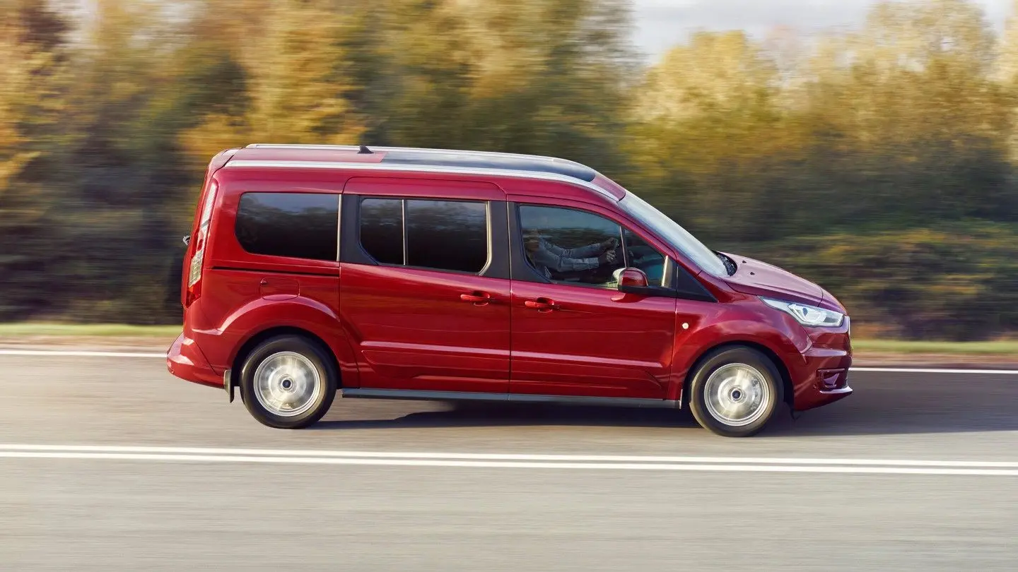 Ford Tourneo Connect Tourneo Connect 1.5 TDCI SWB Titanium Powershift 5