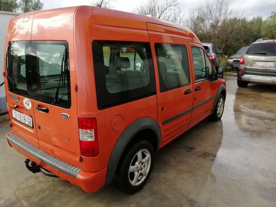 Ford Tourneo Connect Tourneo Connect 1.8 TDCI LWB Trend 4