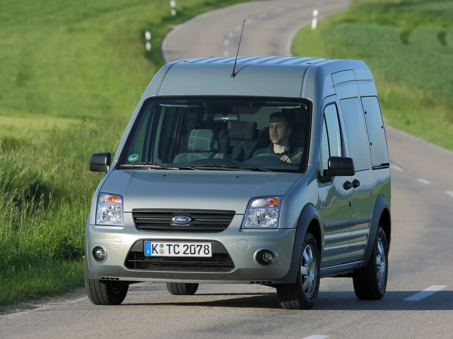 Ford Tourneo Connect Tourneo Connect 1.8 TDCI SWB Silver 2