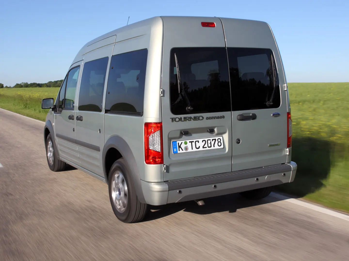 Ford Tourneo Connect Tourneo Connect 1.8 TDCI SWB Silver 5