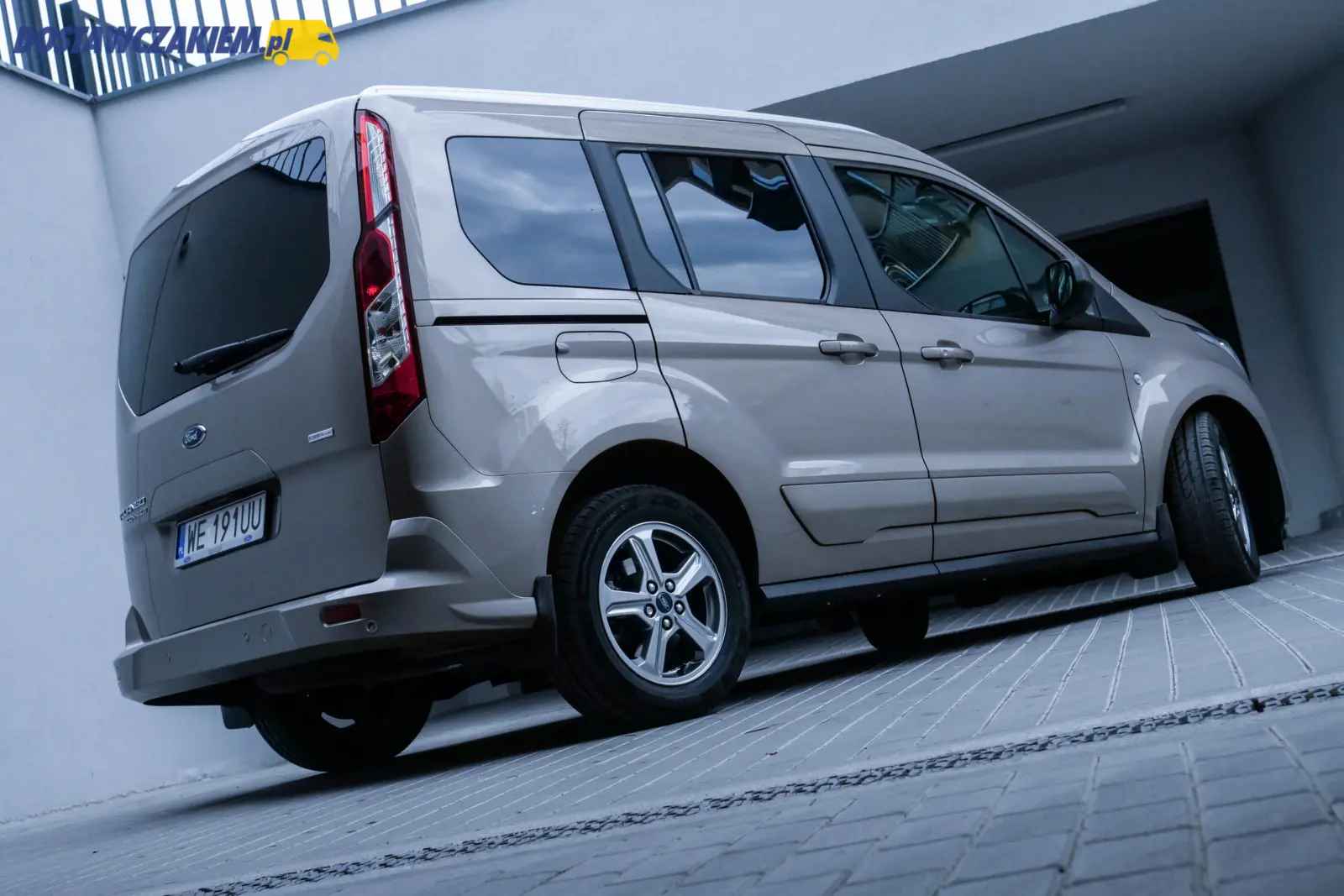 Ford Tourneo Connect Tourneo Connect Van 1.5 EcoBlue Uzun Trend 4