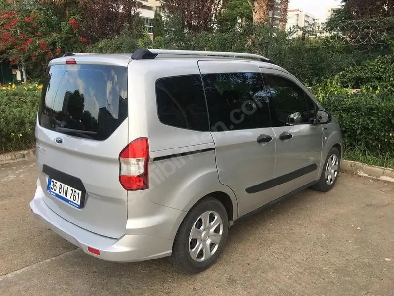 Ford Tourneo Courier Tourneo Courier 1.0 EcoBoost Colorline 3