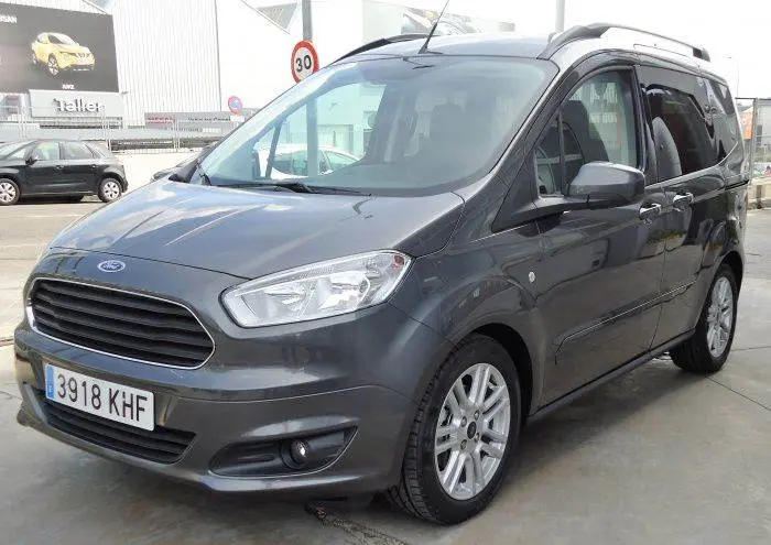Ford Tourneo Courier Tourneo Courier 1.5 TDCI Titanium Plus 1