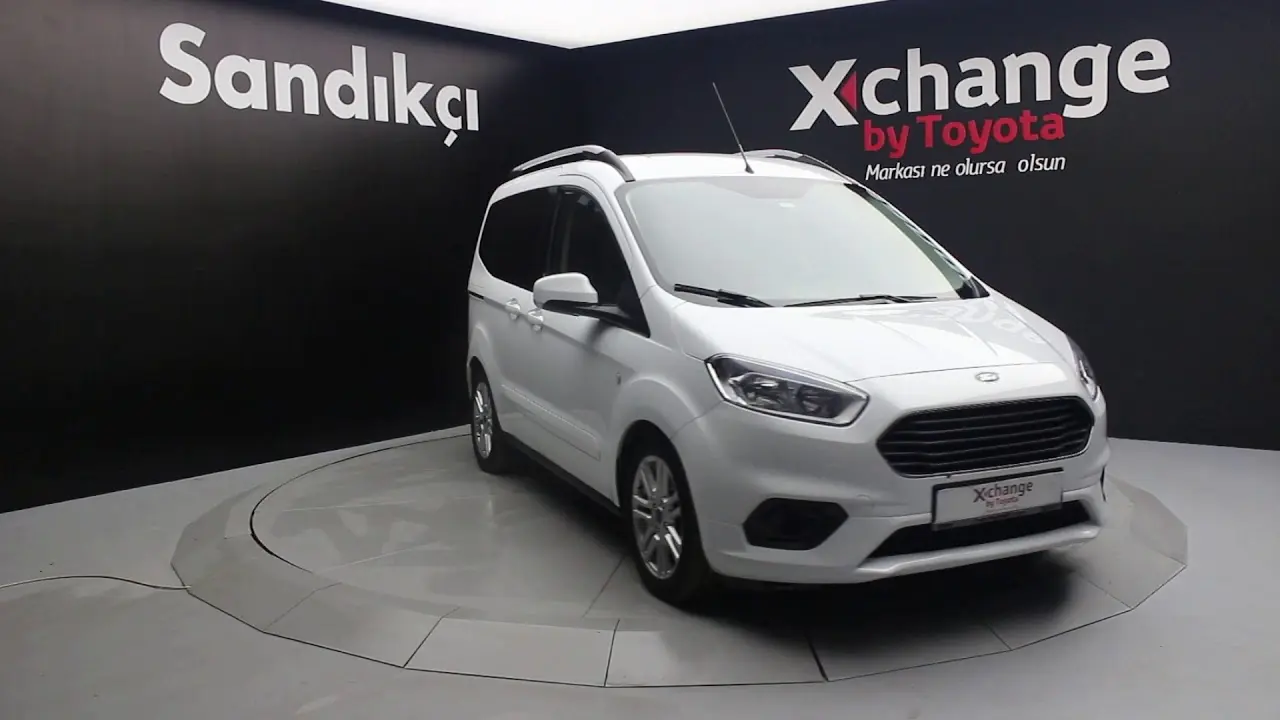 Ford Tourneo Courier Tourneo Courier 1.5 TDCI Titanium Plus 3