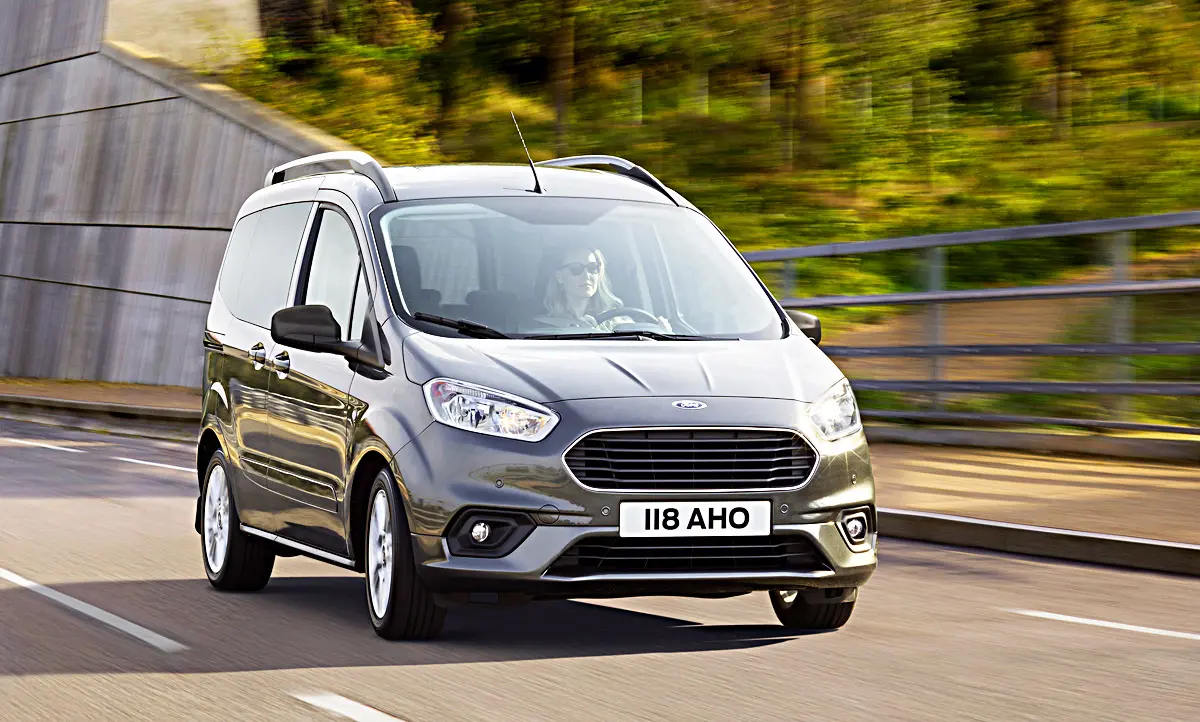 Ford Tourneo Courier Tourneo Courier 1.5 TDCI Trend 4
