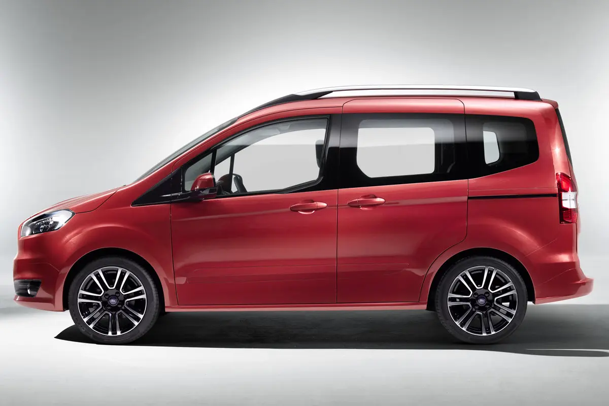 Ford Tourneo Courier Tourneo Courier Journey 1.5 TDCI M1 Delux 4