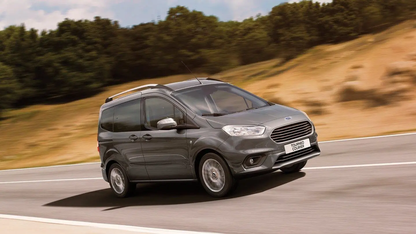 Ford Tourneo Courier Tourneo Courier 1.5 TDCI Titanium 2