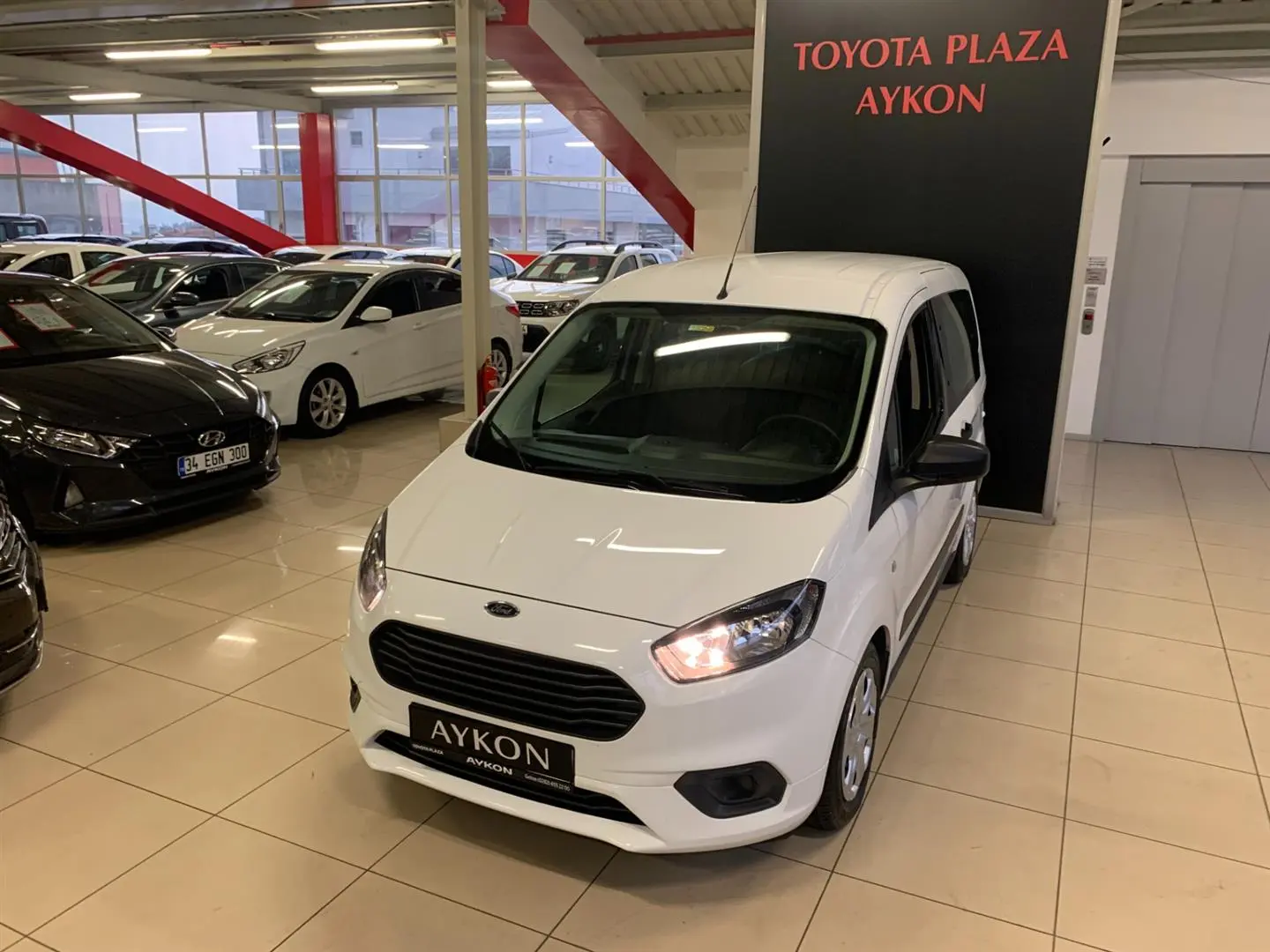 Ford Tourneo Courier Tourneo Courier Journey 1.5 TDCI Trend 6