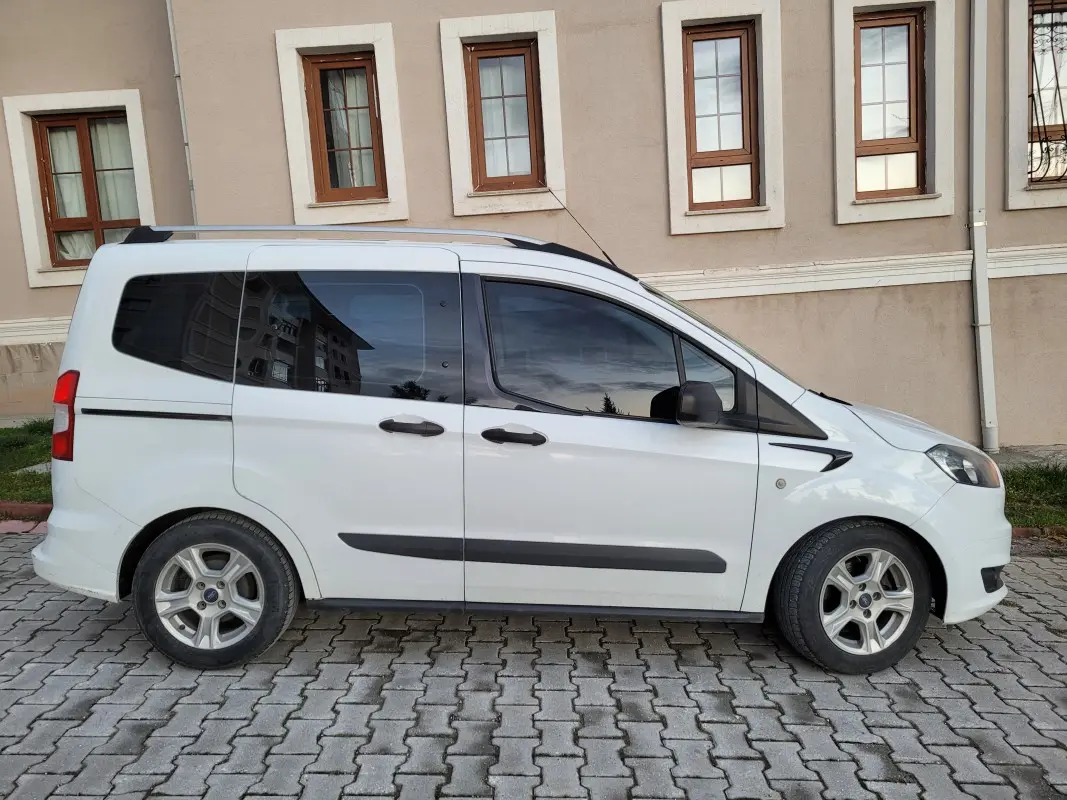 Ford Tourneo Courier Tourneo Courier Journey 1.6 TDCI M1 Trend 7