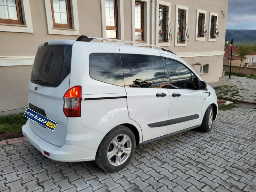 Ford Tourneo Courier Tourneo Courier Journey 1.6 TDCI M1 Trend 4