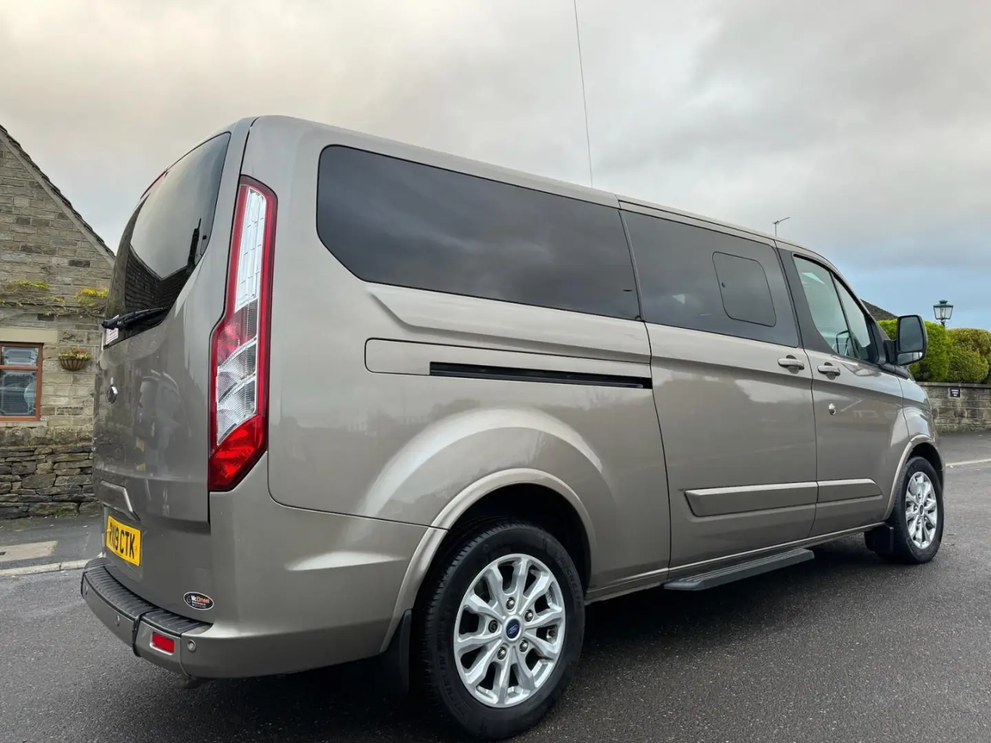 Ford Tourneo Custom Tourneo Custom 2.0 EcoBlue 320 L Trend 4