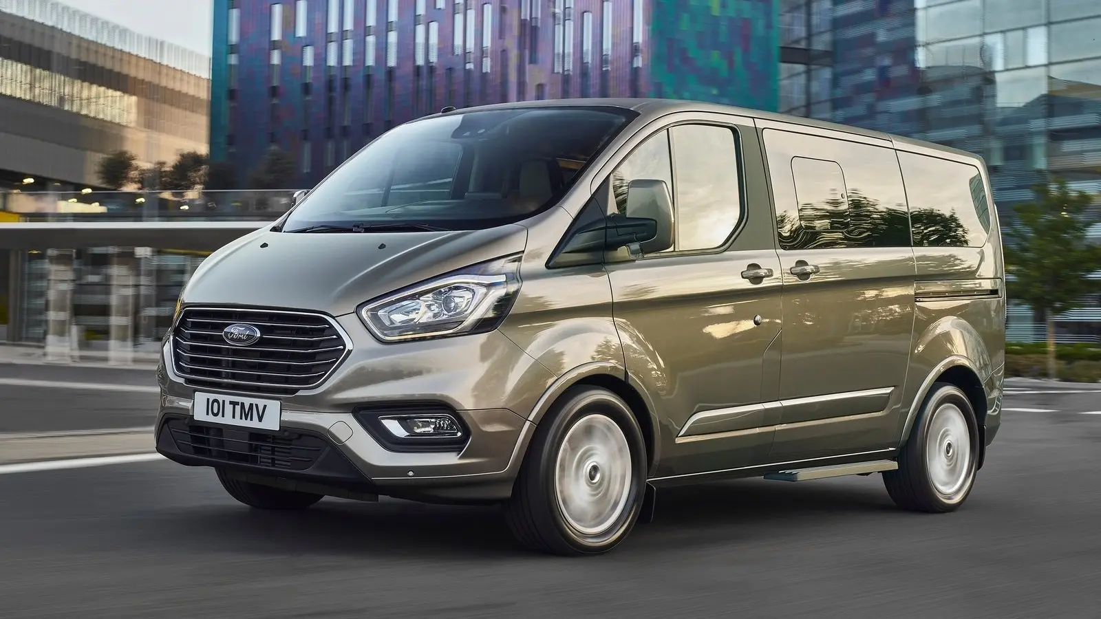 Ford Tourneo Custom Tourneo Custom 2.0 D Hibrit 320 L Titanium Plus 5