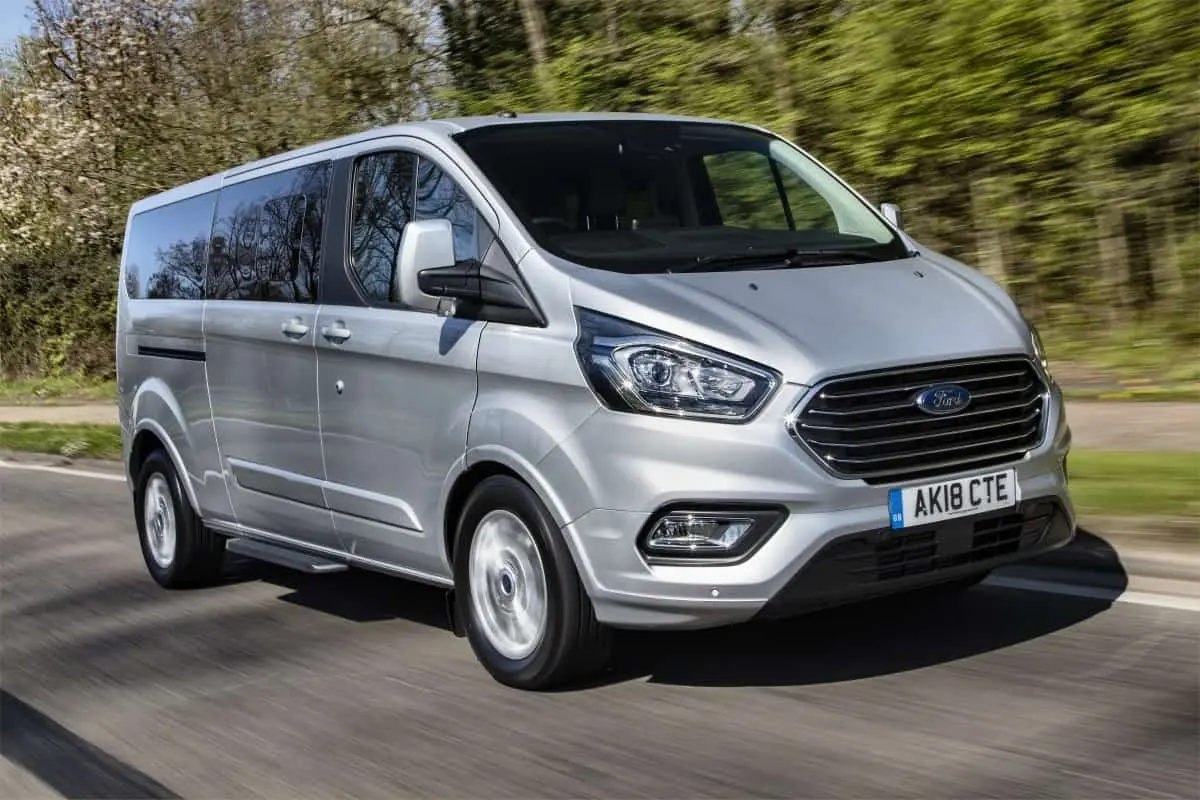 Ford Tourneo Custom Tourneo Custom 2.0 TDCI EcoBlue 310 L Titanium Plus 4