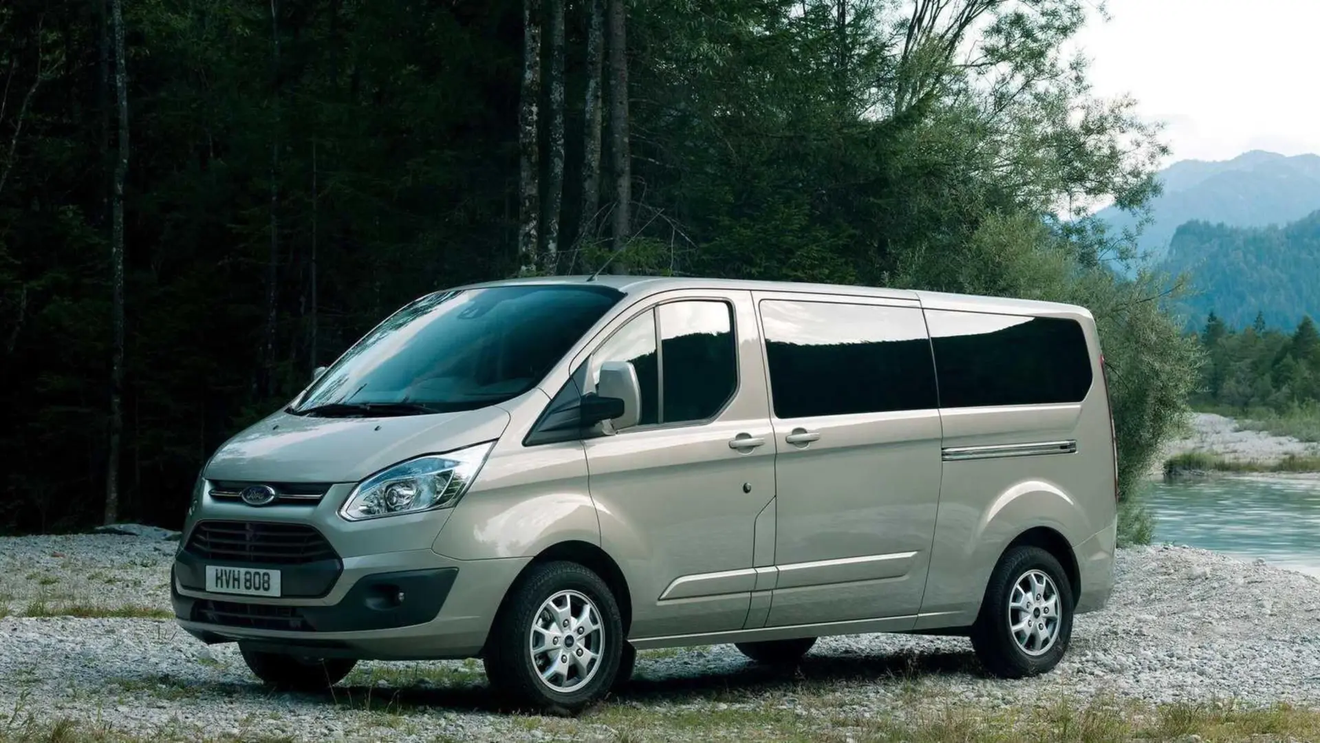 Ford Tourneo Custom Tourneo Custom 2.0 EcoBlue 320 L Titanium Plus 4