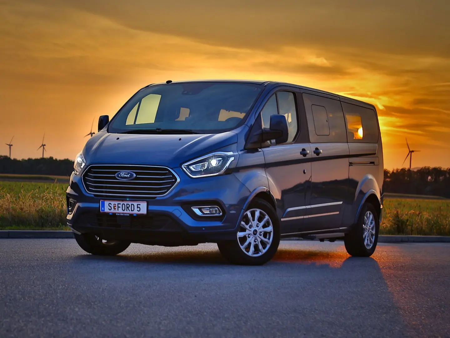 Ford Tourneo Custom Tourneo Custom 2.2 TDCI 300 L Titanium 7