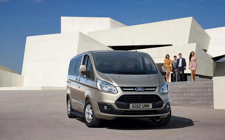 Ford Tourneo Custom Tourneo Custom 2.2 TDCI 300 L Titanium Plus 7