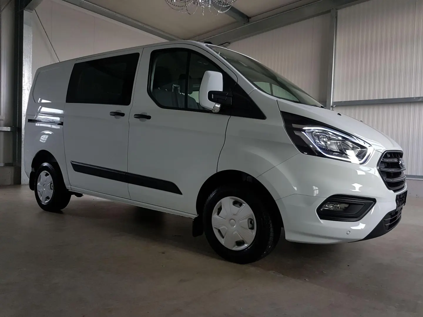 Ford Tourneo Custom Tourneo Custom 2.2 TDCI 300 L Trend 3