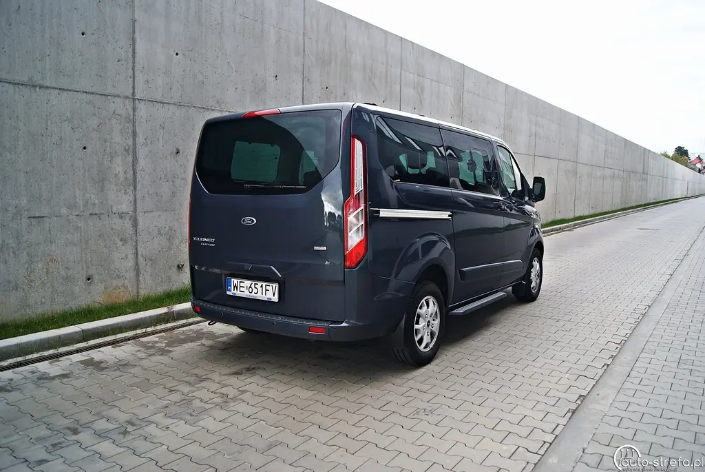 Ford Tourneo Custom Tourneo Custom 2.2 TDCI 300 S Titanium 5