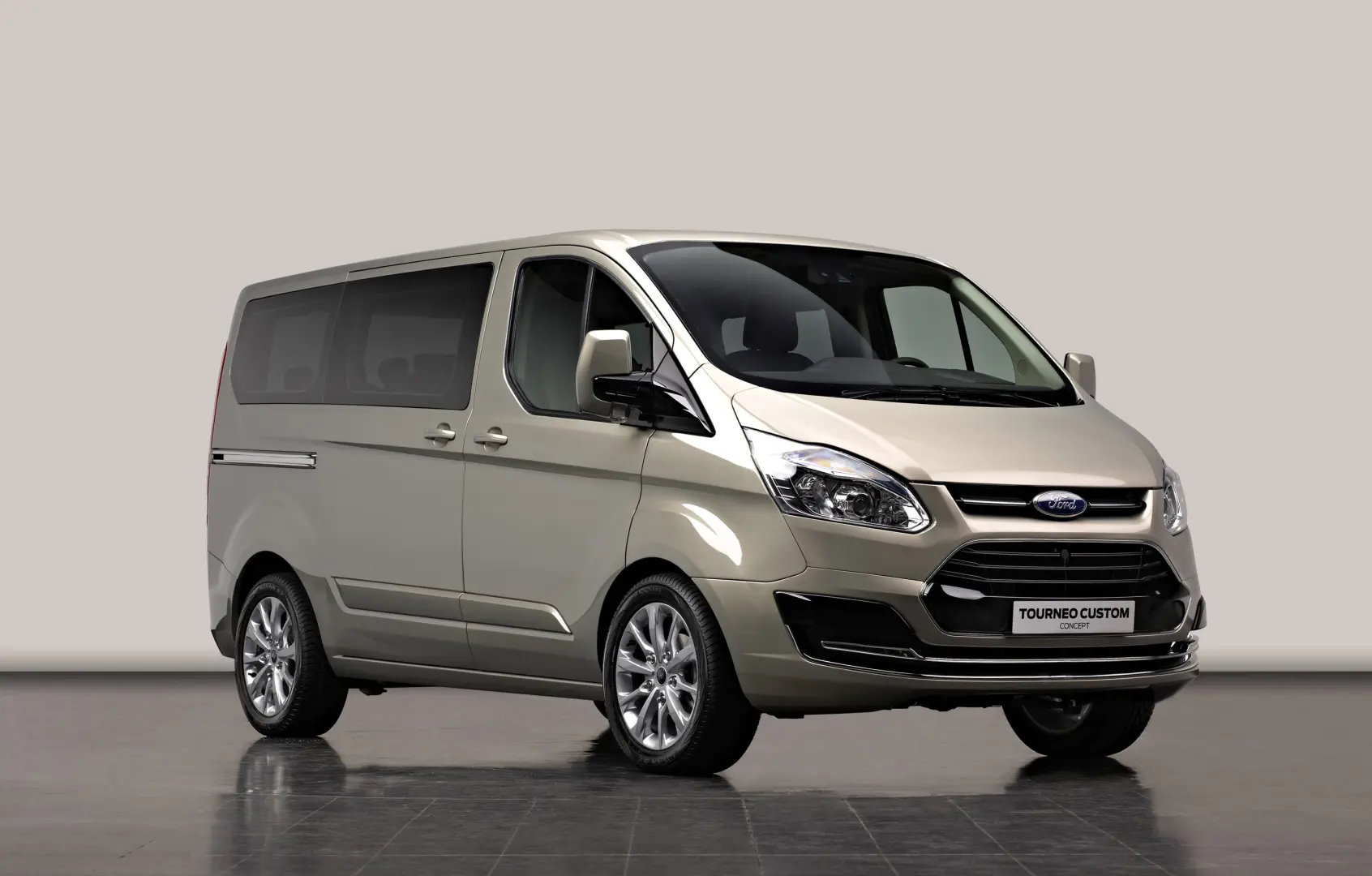 Ford Tourneo Custom Tourneo Custom 2.2 TDCI 300 S Trend 5