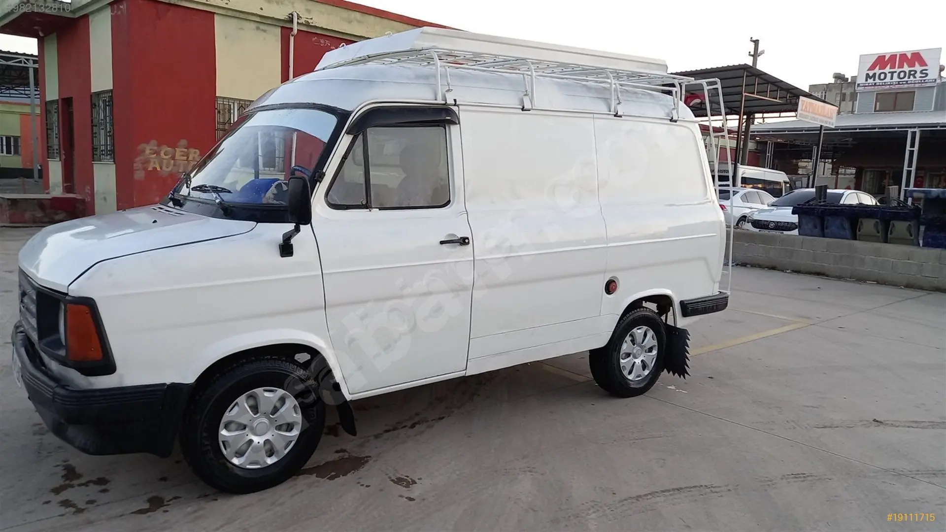 Ford Transit Transit 100 L 3