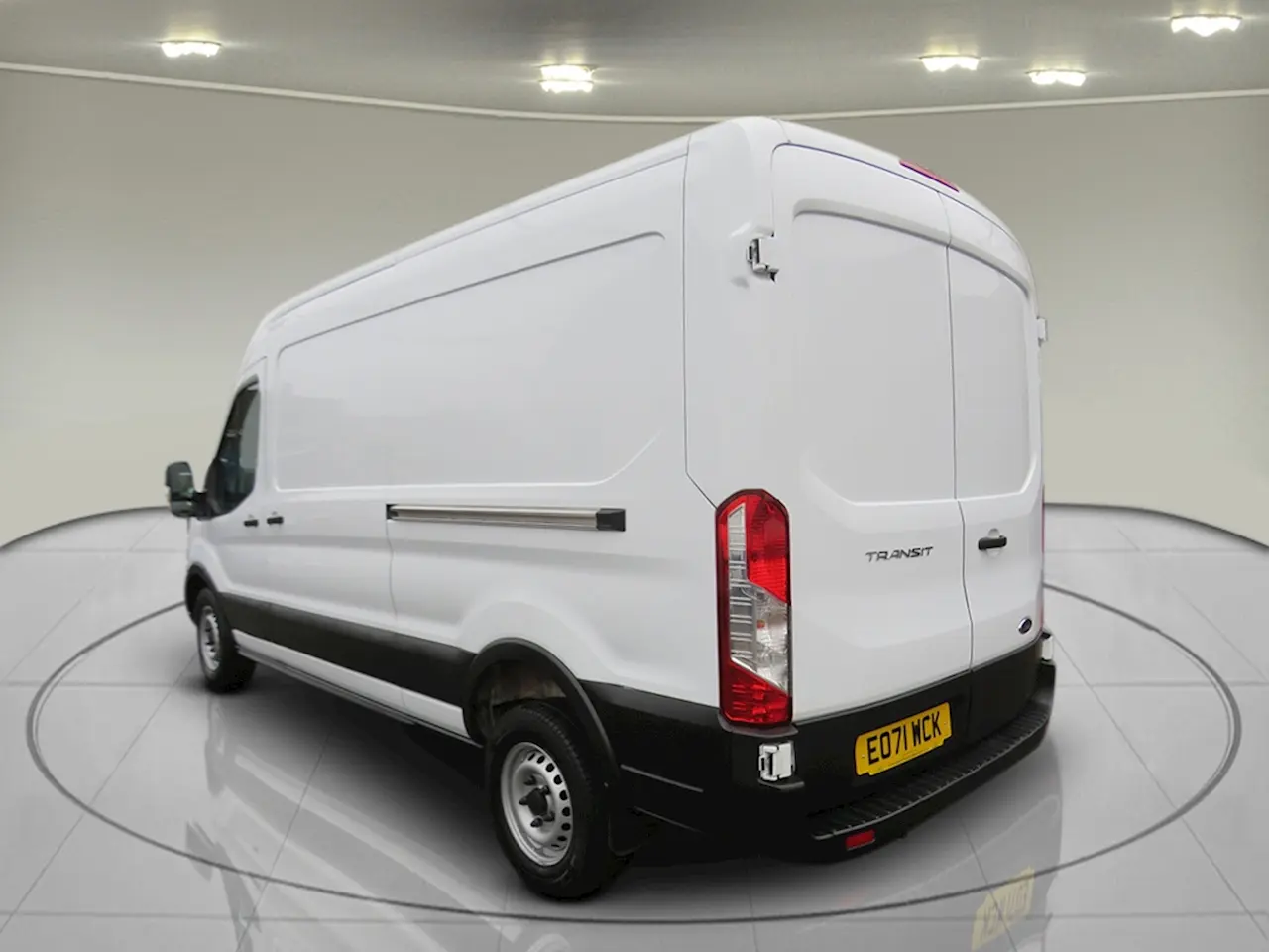 Ford Transit Transit 2.0 EcoBlue 350 E Deluxe 5