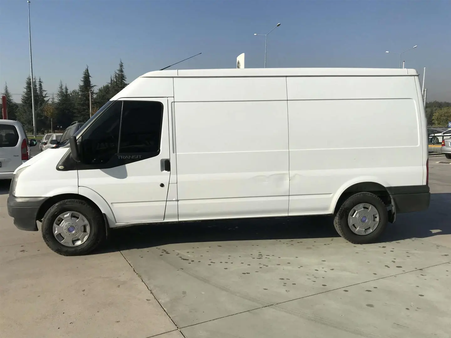 Ford Transit Transit 350 E Ekstra uzun şasi 1