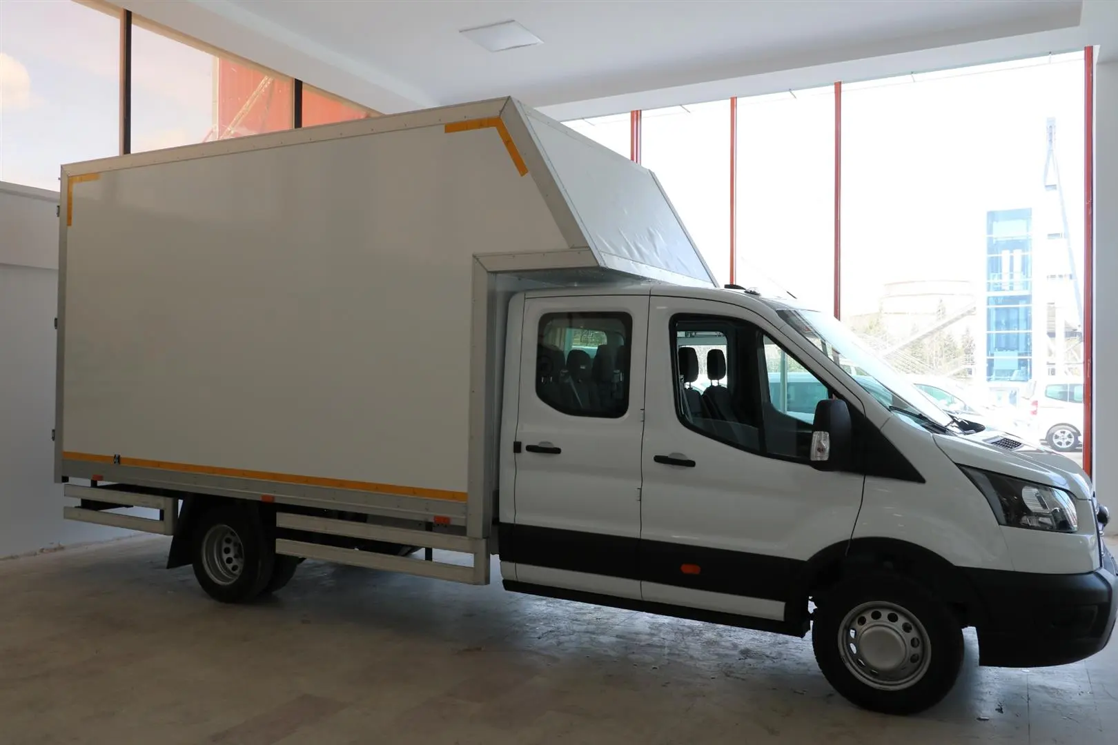 Ford Transit Transit 460 ED Ekstra uzun şasi çift arka teker 0