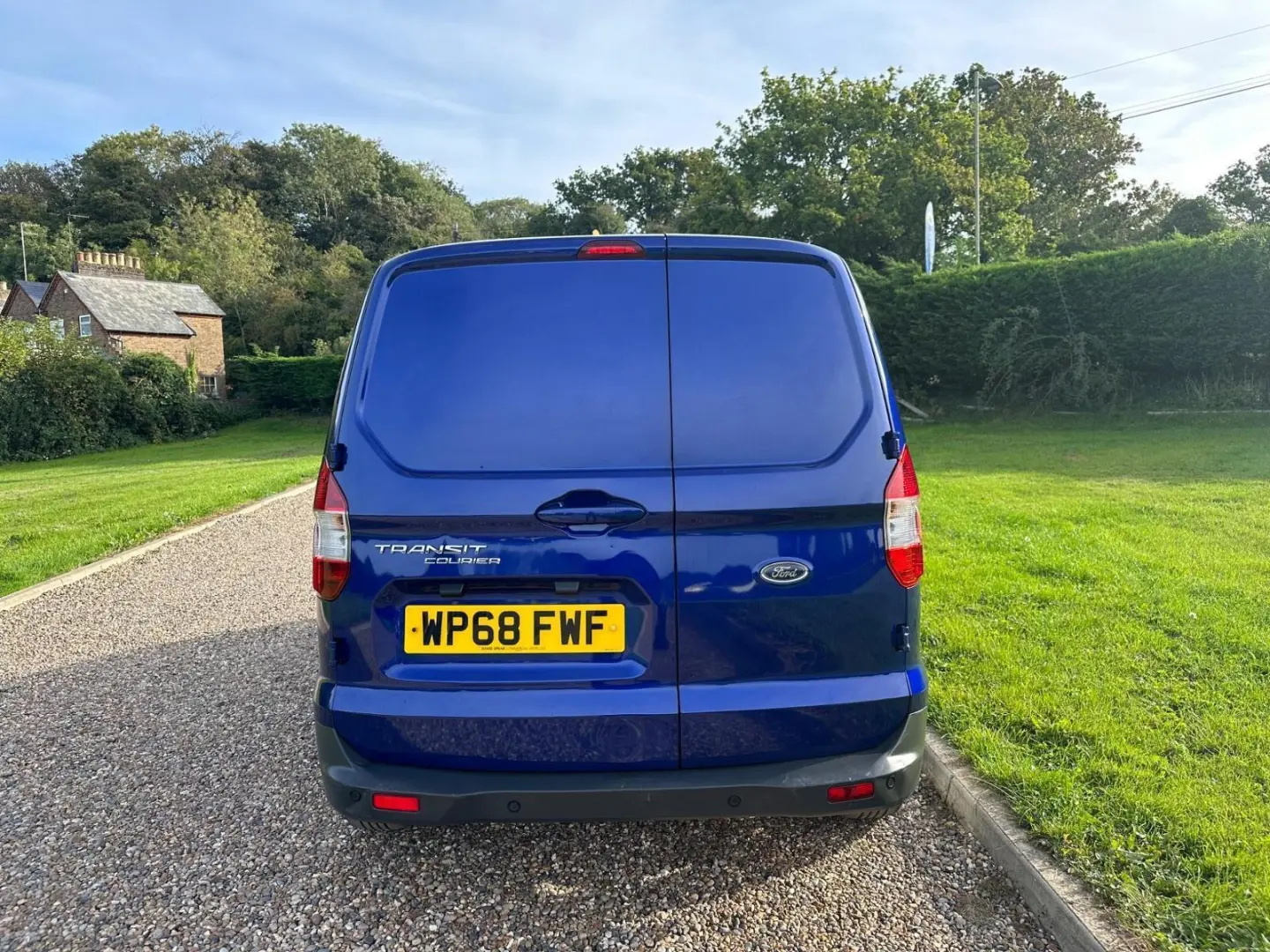 Ford Transit Courier Transit Courier 1.5 TDCI Deluxe 5