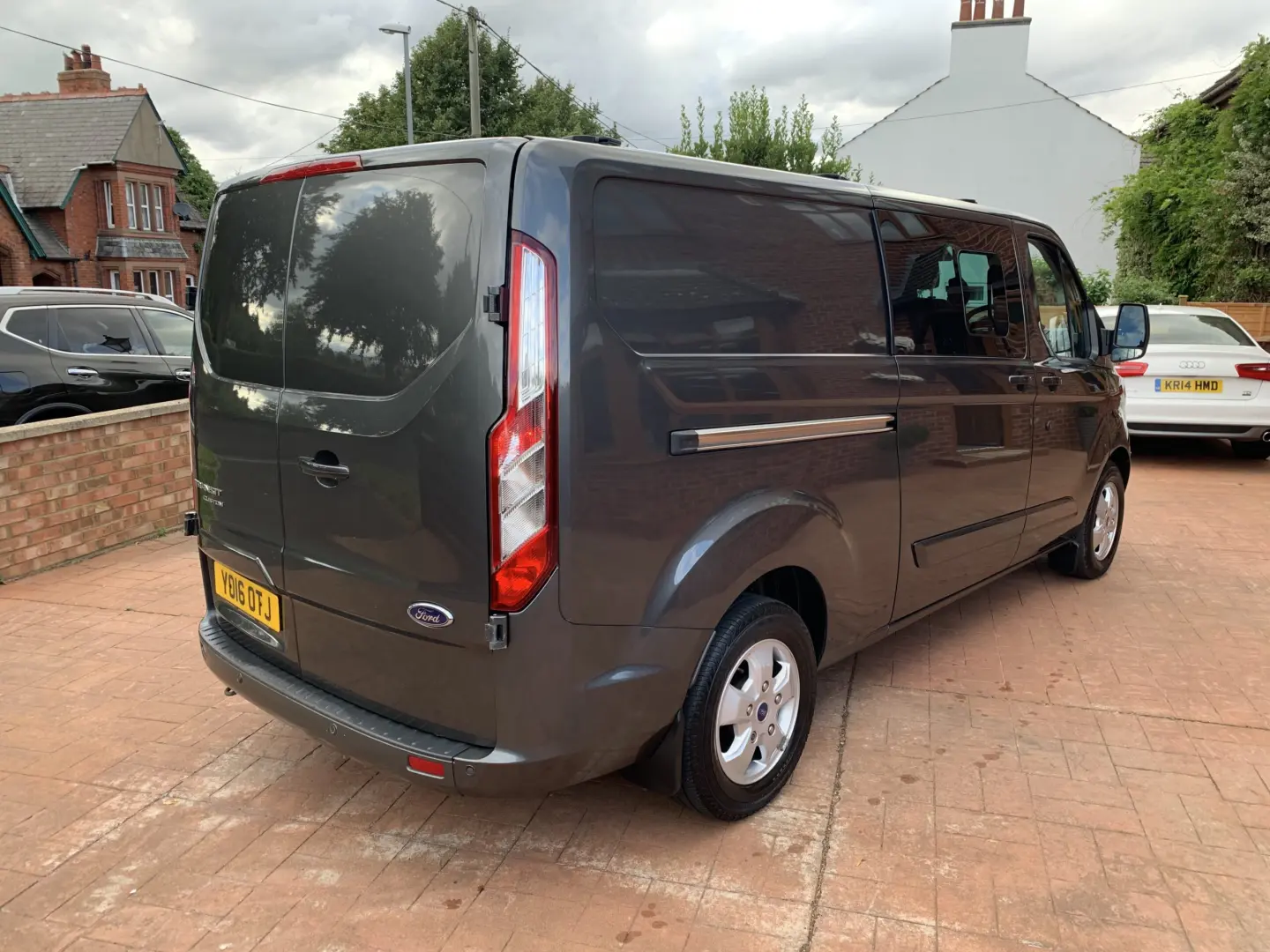 Ford Transit Custom Transit Custom 2.2 TDCI 330 S Trend 1