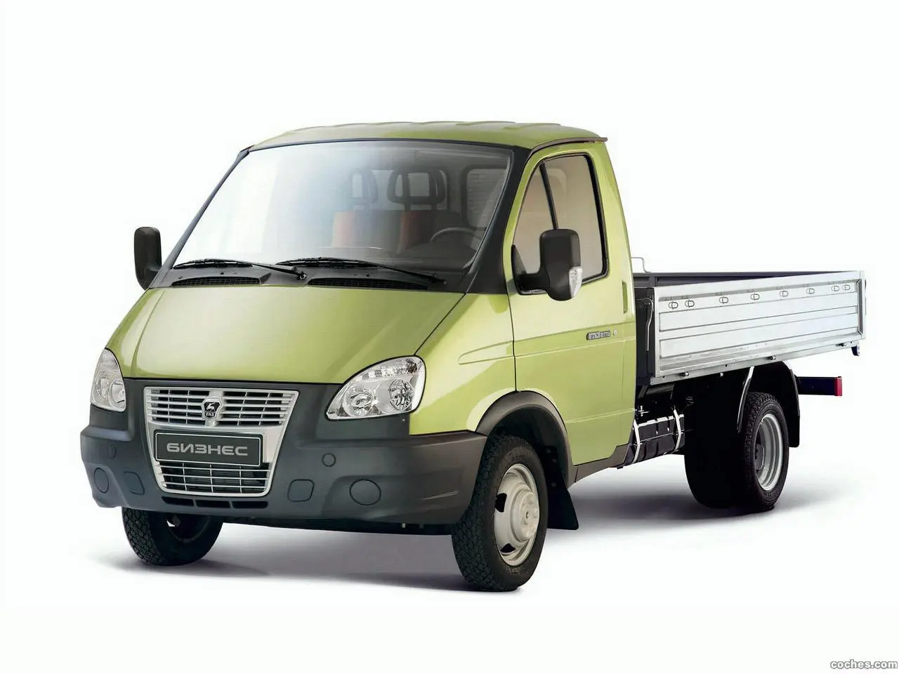 GAZ  GAZella 2.4 D 33021 2