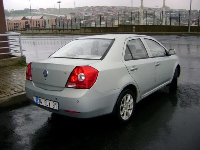 Geely Familia Familia 1.5 Comfort 1